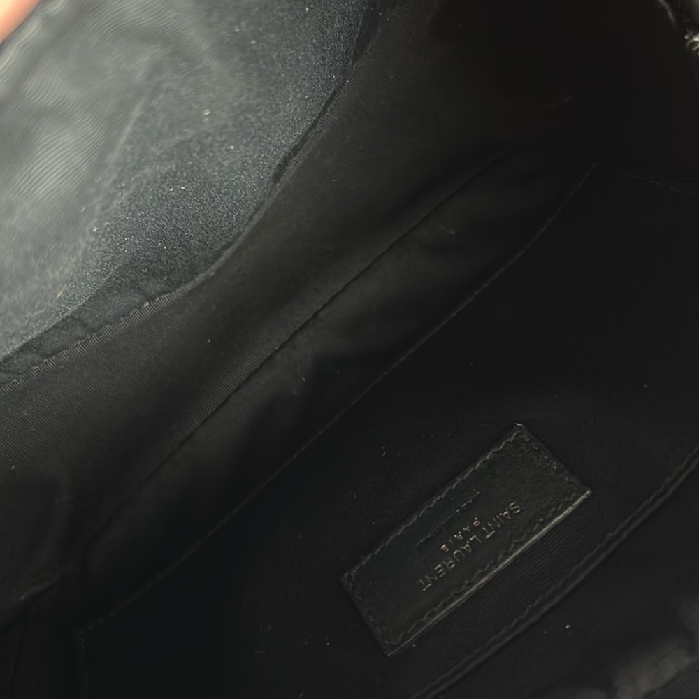 Authentic Saint Laurent Lou Camera Bag in Gray chevron quilted leather - Picture 9 of 13